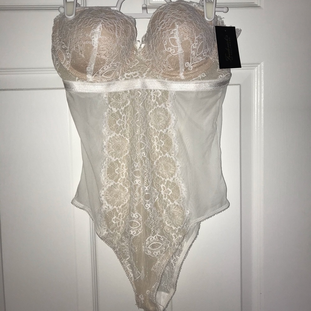 Lace bodysuit